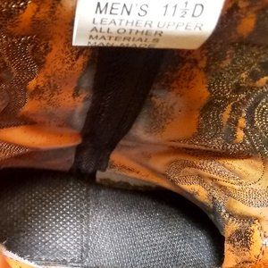 Size 11 1/2 pointed  gold toe  men's pull on boot